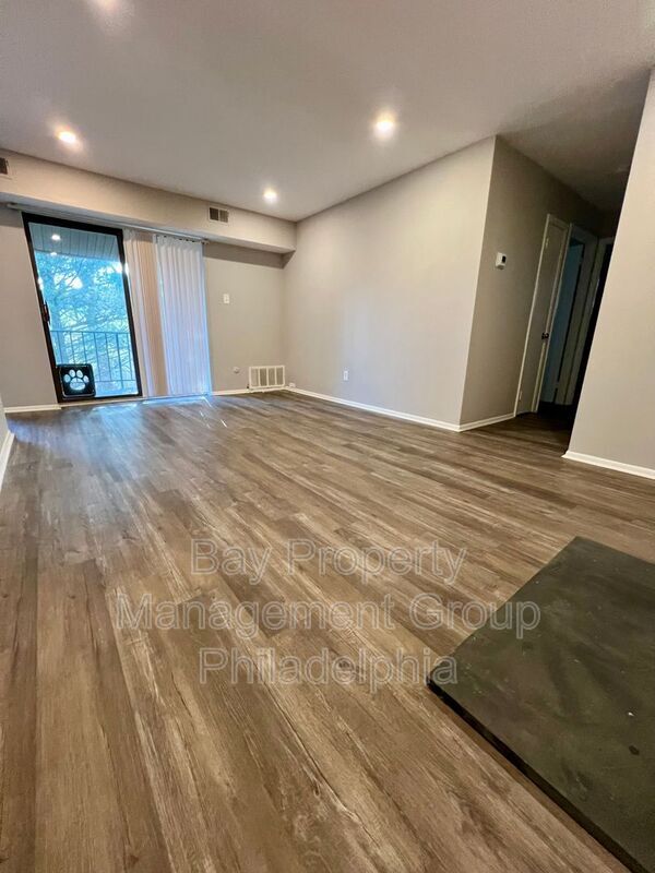 Foto del edificio - 1417 Valley Dr
