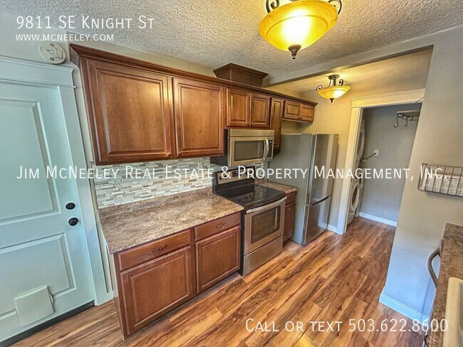 Foto del edificio - 9811 SE Knight St