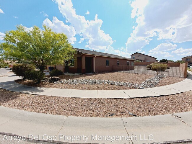 Building Photo - 3 br, 2 bath House - 671 Purple Aster Ave SW