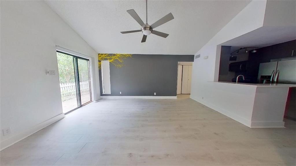 Foto principal - 1601 Faro Dr