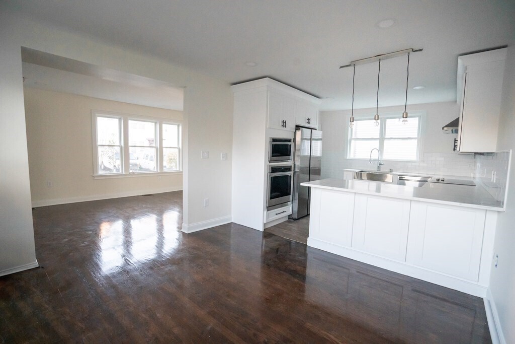 21 Newbury Ave Unit 21, Quincy, MA 02171 Condo for Rent in Quincy, MA