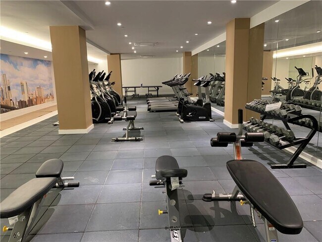 Foto del edificio - 1238 63rd St