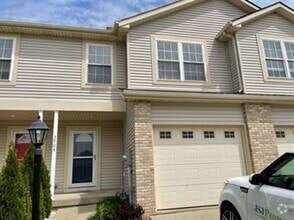 Building Photo - 3704 Sandstone Dr