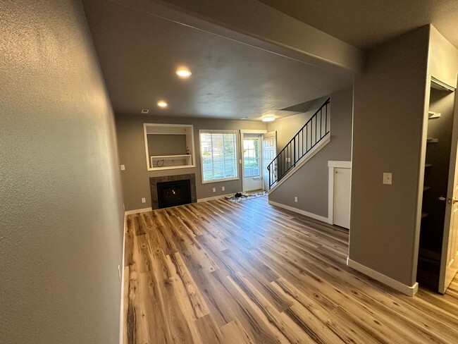 Foto del edificio - 3442 Deer Pointe Ct