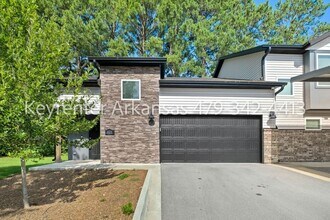 Building Photo - 899 N Rupple Rd