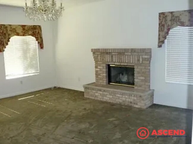 Foto del edificio - 4 Bedroom Home Next To CSUB!