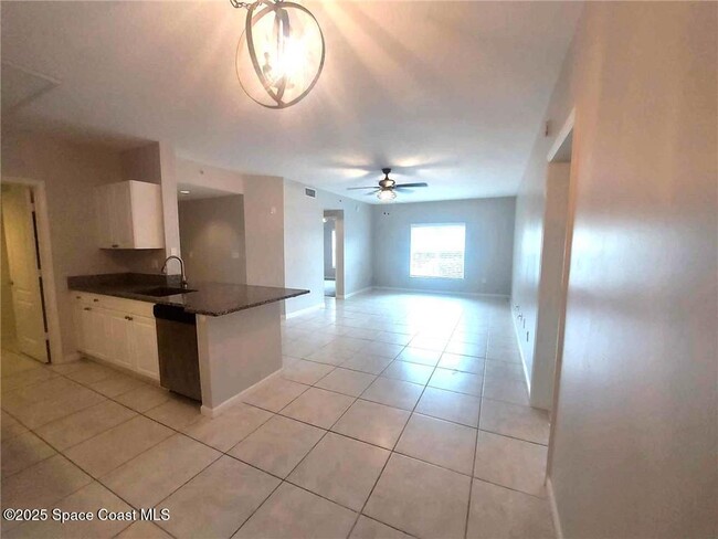 Foto del edificio - 5095 Fairways Cir