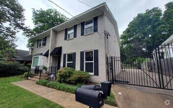 Building Photo - 2104-2106 Harbert Ave