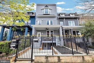 Building Photo - 210 Upshur St NW
