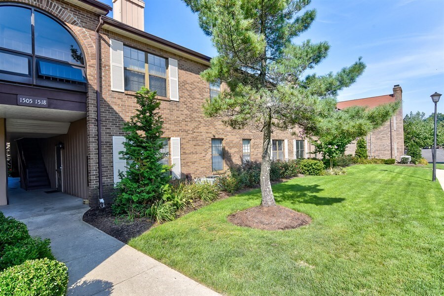 1508 Wellington Pl, Matawan, NJ 07747 House Rental in Matawan, NJ