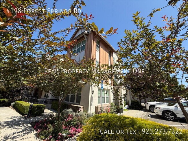 Foto del edificio - 4198 Forest Springs Rd
