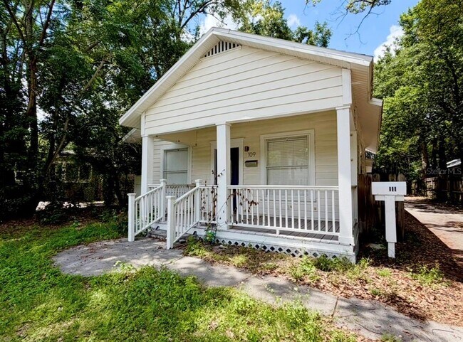 Foto del edificio - 109 E Winter Park St