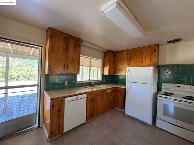 Foto del edificio - 4764 Sellers Ave