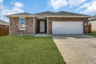 Building Photo - 1424 Dry Crk Dr