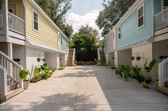 Building Photo - 714 Cronely Alley