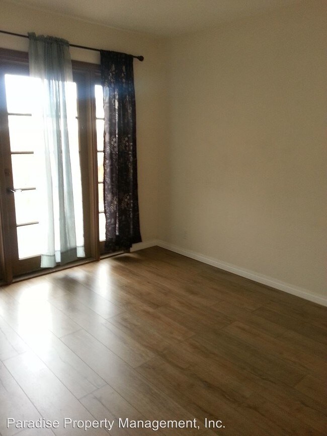 Foto del edificio - 2137 N Ventura Rd