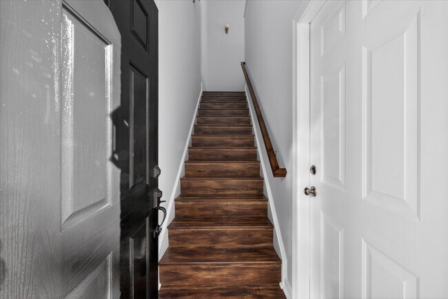 Foto del edificio - 15208 Loire Valley St