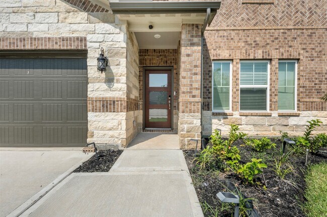 Building Photo - 1506 King Rnch Rd