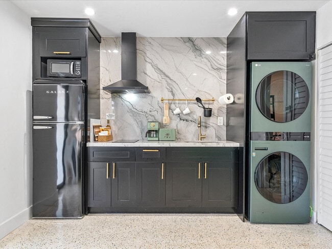 Building Photo - 258 NW 57th St