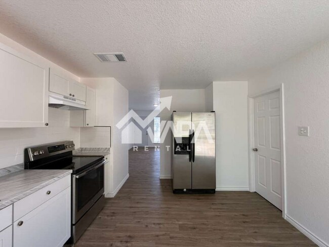 Building Photo - 8616 Sweet Maiden Dr