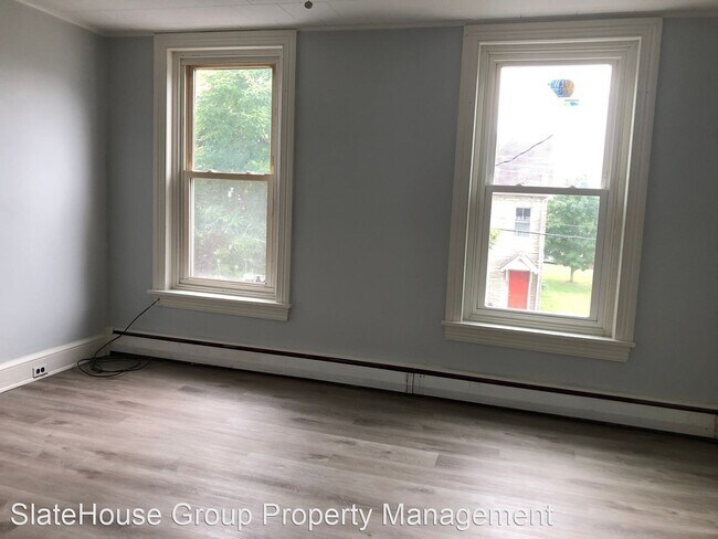 Building Photo - 3 br, 1 bath House - 903 Queen St