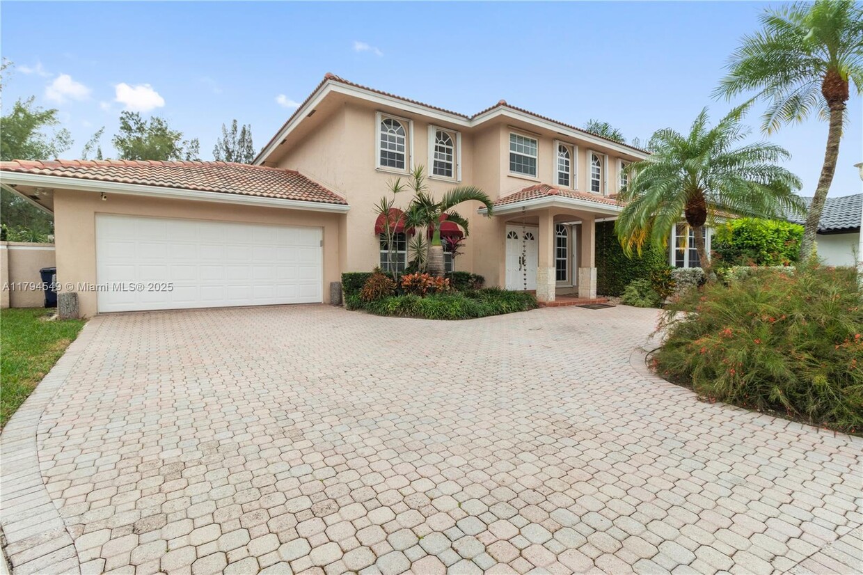 Foto principal - 8820 SW 57th St