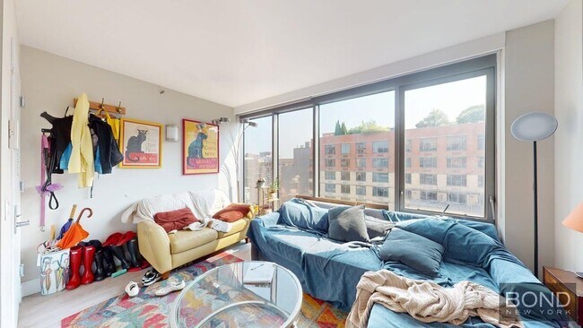 Foto del edificio - 237 E 34th St