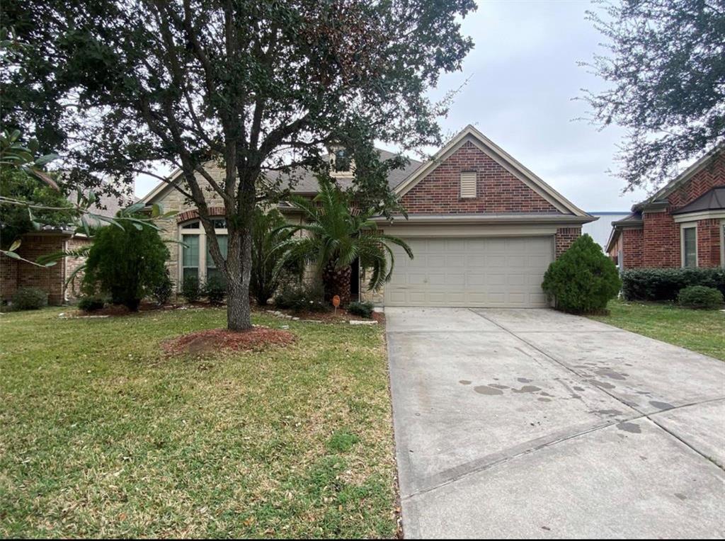 606 Red Oak Canyon Ln, La Marque, TX 77568 House for Rent in La