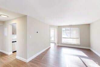 Interior Photo - Knights Bridge II