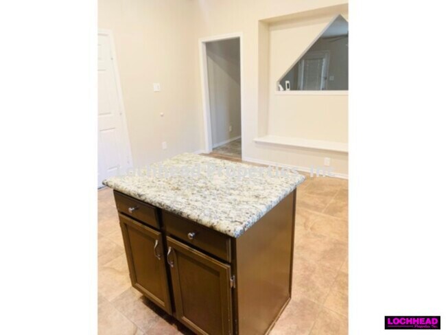 Building Photo - *****Gorgeous home in the Meadow Creek sub...
