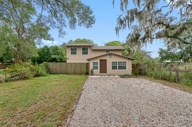 Building Photo - 3 bedroom 3 bathroom Home in Tampa