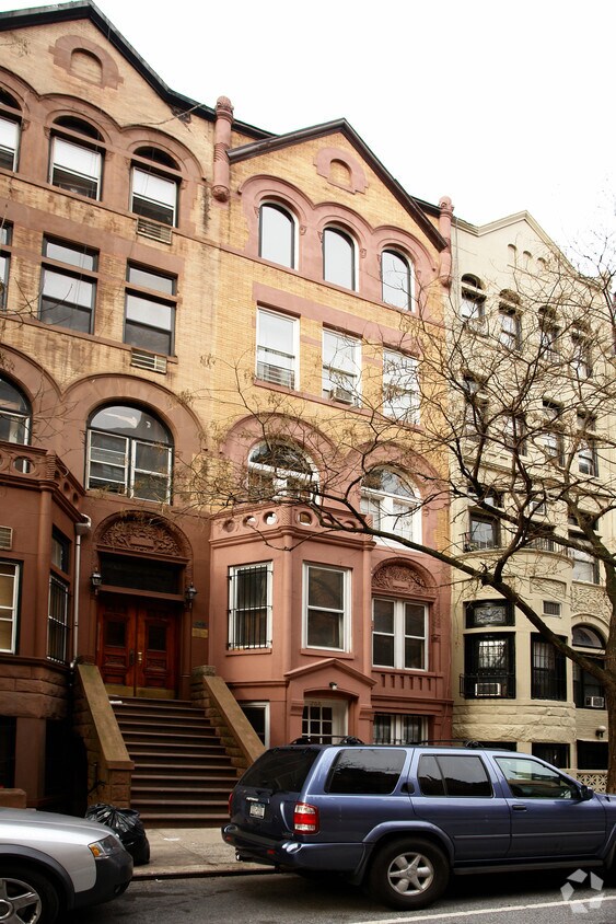Foto del edificio - 266 W 77th St