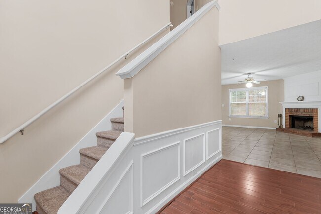 Foto del edificio - 1393 Glenover Way