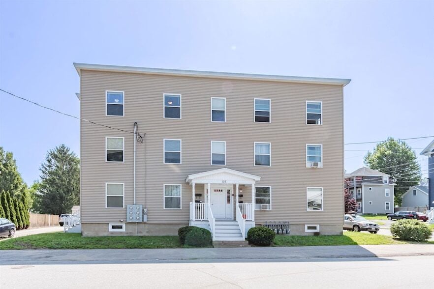 Primary Photo - 105 Taylor St
