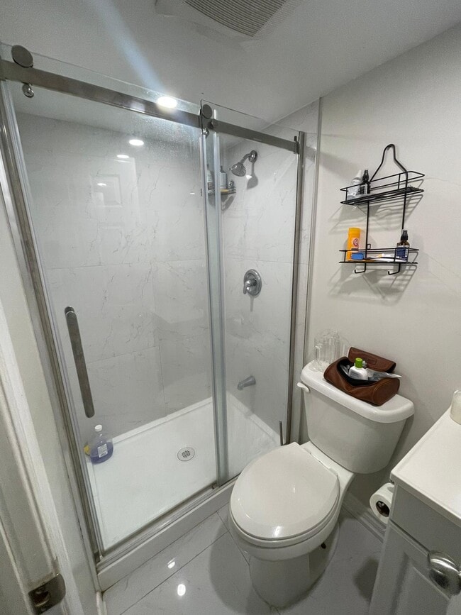 Building Photo - 50 Laurel Ave