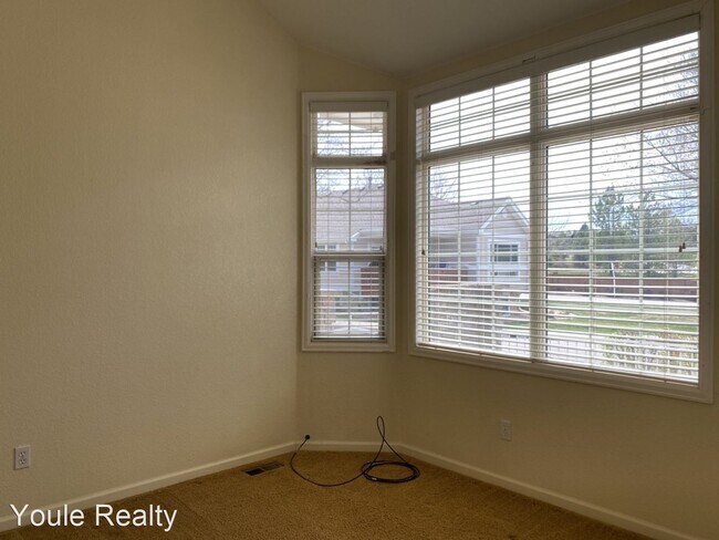 Foto del edificio - 3 br, 3 bath House - 5742 Crestwood Dr