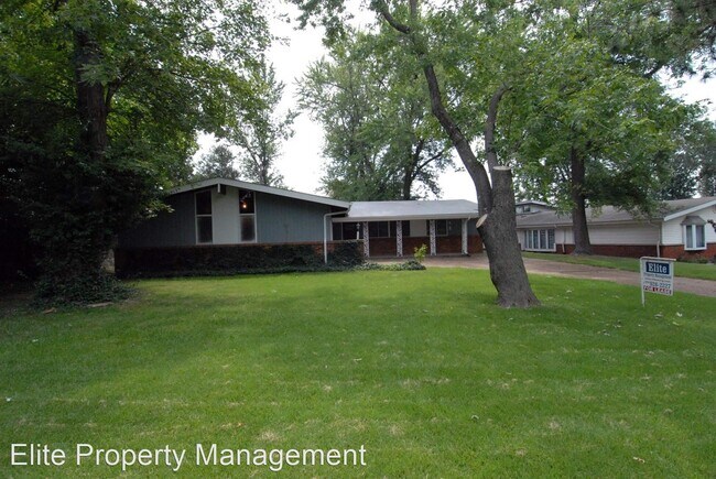 Foto del edificio - 4 br, 2 bath House - 12420 Merrick Drive