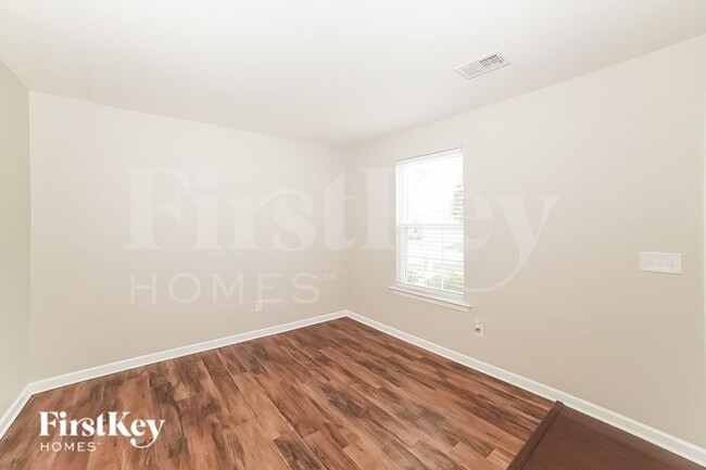 Foto del edificio - 5720 Misty Hill Cir