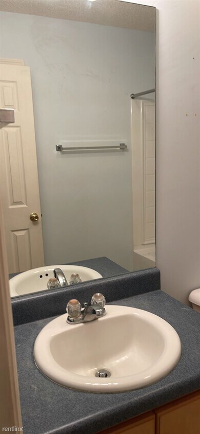 Foto del edificio - Room for Rent, 2 bath House - 912 Elma G M...
