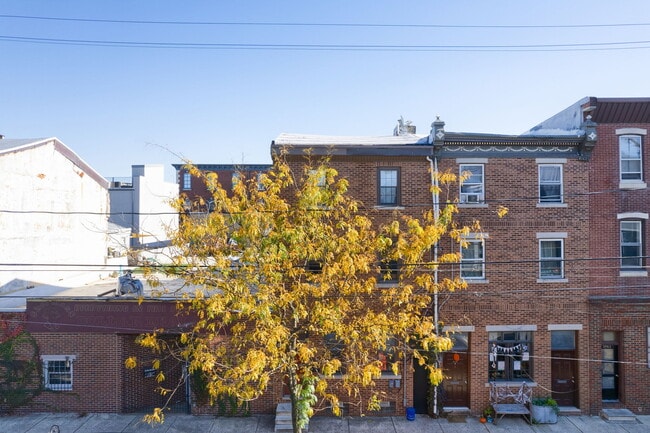 Building Photo - 1865 Frankford Ave