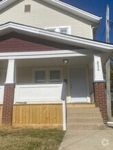 Building Photo - 834 Siebert St