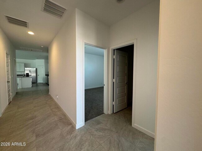 Foto del edificio - 5835 E Freesia Ln