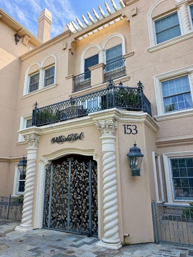 Building Photo - 153 N San Mateo Dr