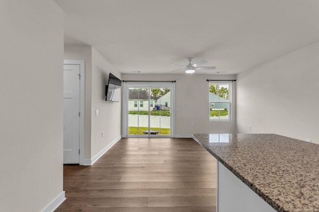 Foto del edificio - 767 Cottage Dr