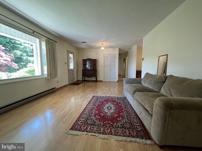 Foto del edificio - 12615 Scott Rd