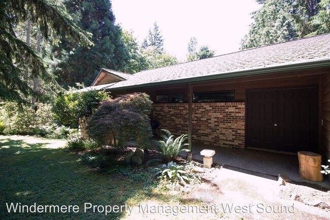 Building Photo - 6561 NE Monte Vista Pl