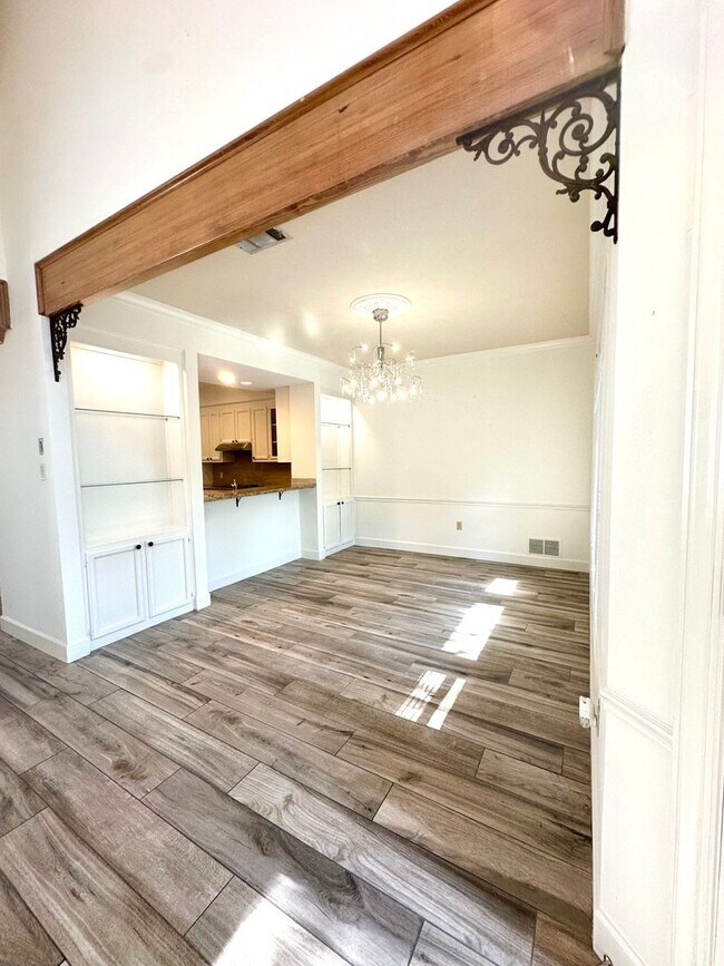 Foto del edificio - White Oak Common 3BR 2 1/2BA