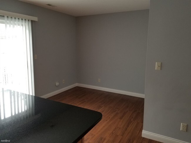 Foto del edificio - 3464 Rivers Edge Dr