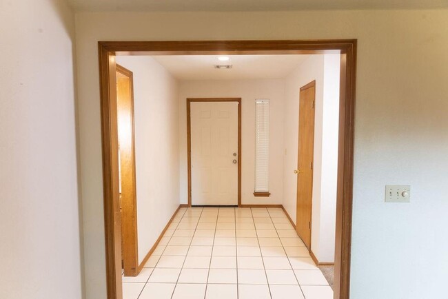 Foto del edificio - 304 Eccell Ct