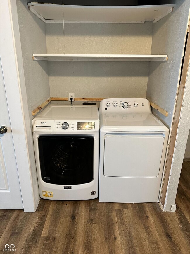 Building Photo - 6497 W 300 S